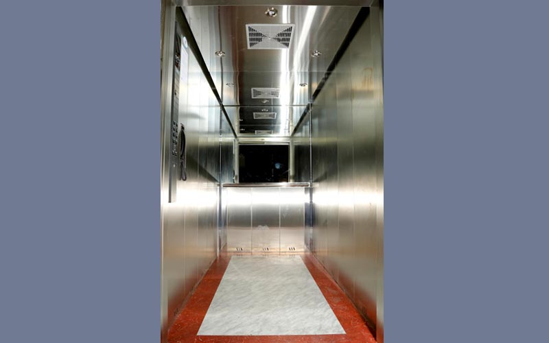 Hospital Lift